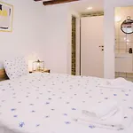 5 Minutes Walk Art * Сплит