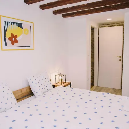 Apartament 5 Minutes Walk Art